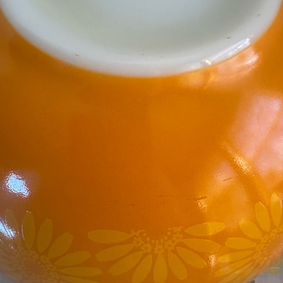 Pyrex Orange Daisy 4pc mixing bowl set - Picture 5 of 6